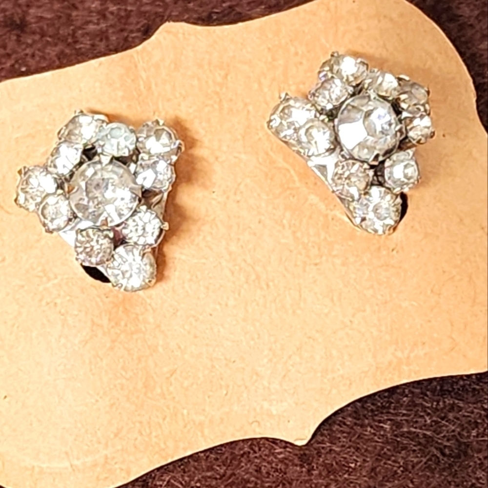 Vintage Silver Tone Rhinestone Earrings Huggie Screw Back Shimmer Triangle Domed